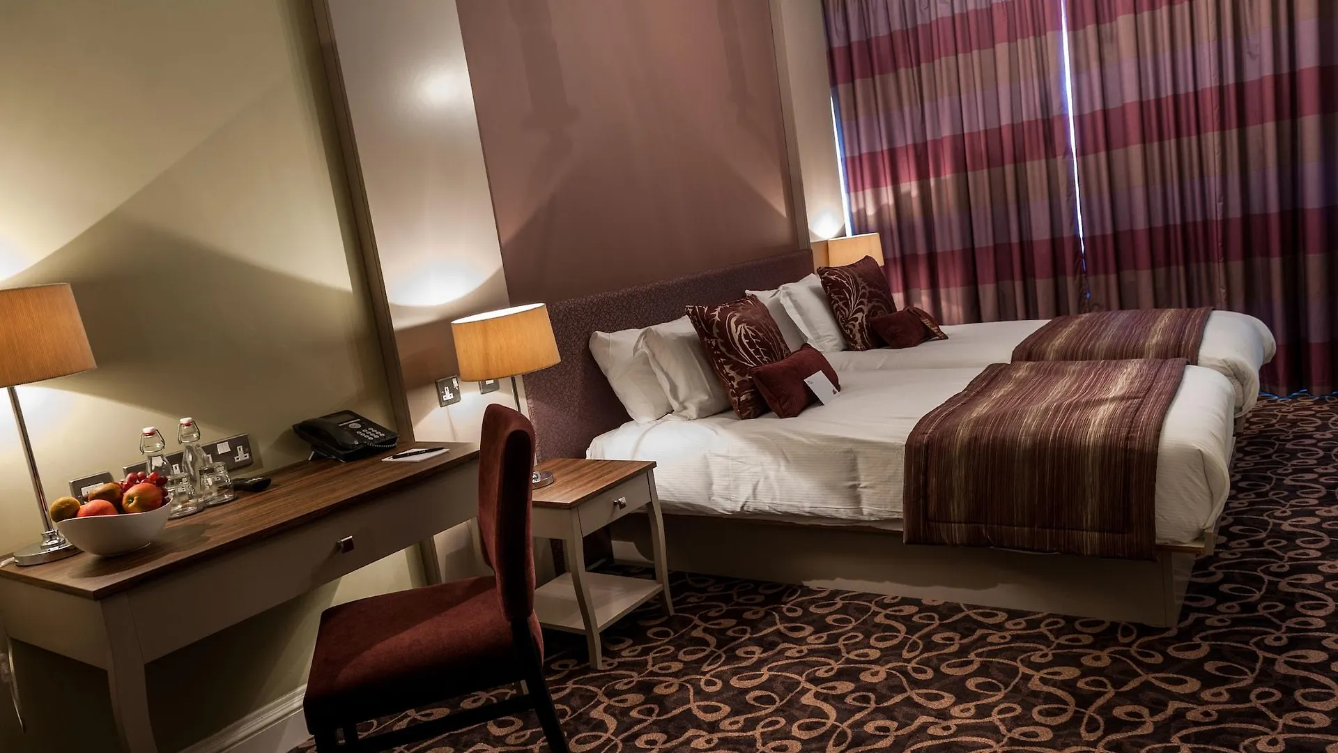 Halifax Hall Sheffield Hotel