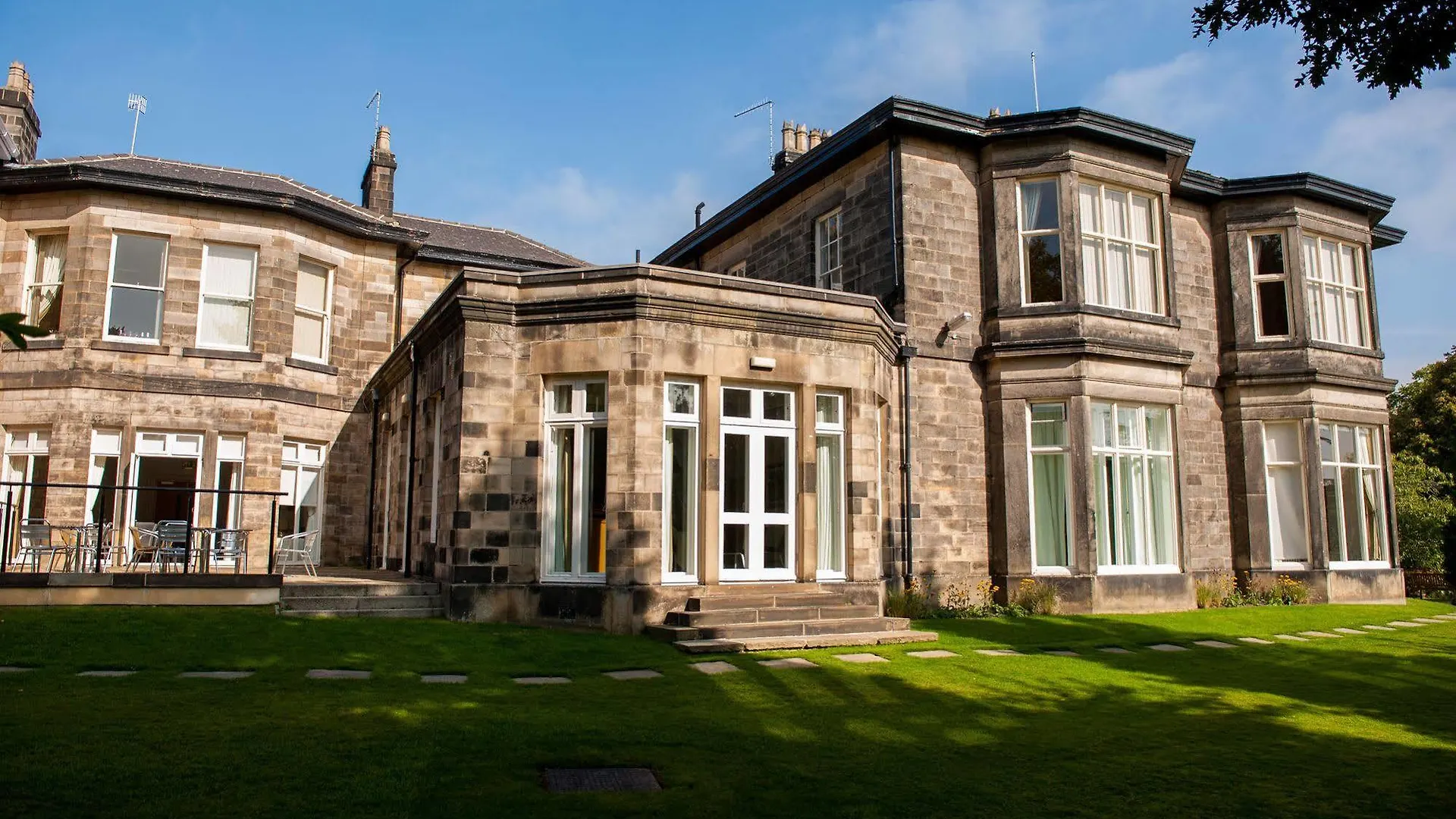 Hotel Halifax Hall Sheffield